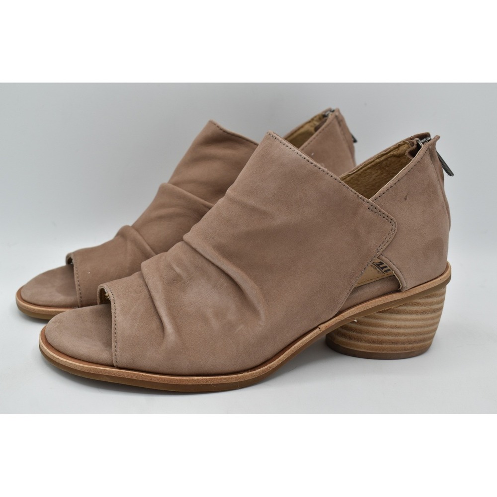 Sofft Womens SIze 8 Catelyn Stone‎ Tan Suede Zip Ankle Sandals Shoes Beach Boho